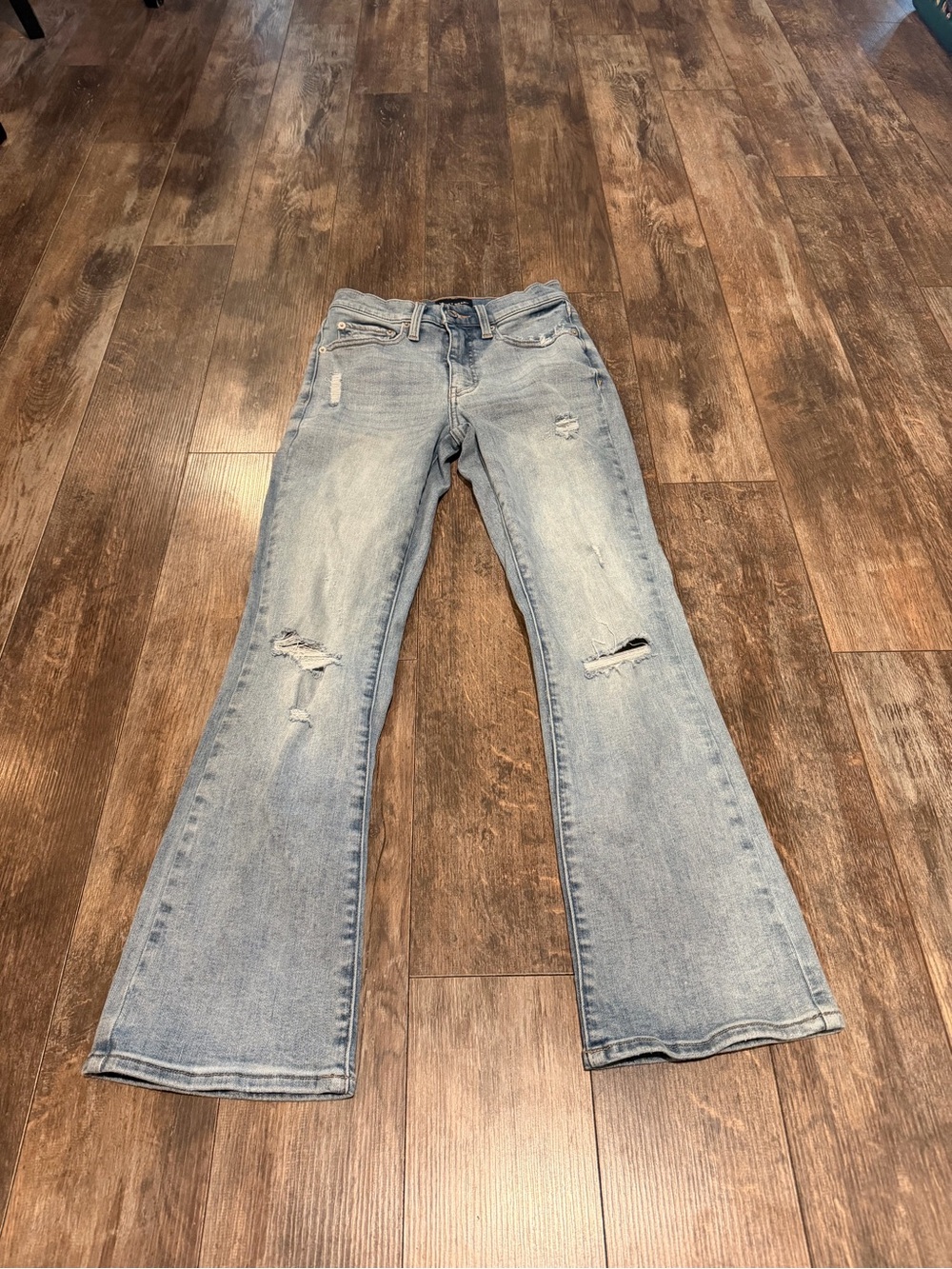 Lucky Brand Light Wash Distressed Wide Leg Jeans - Picture 1 of 3